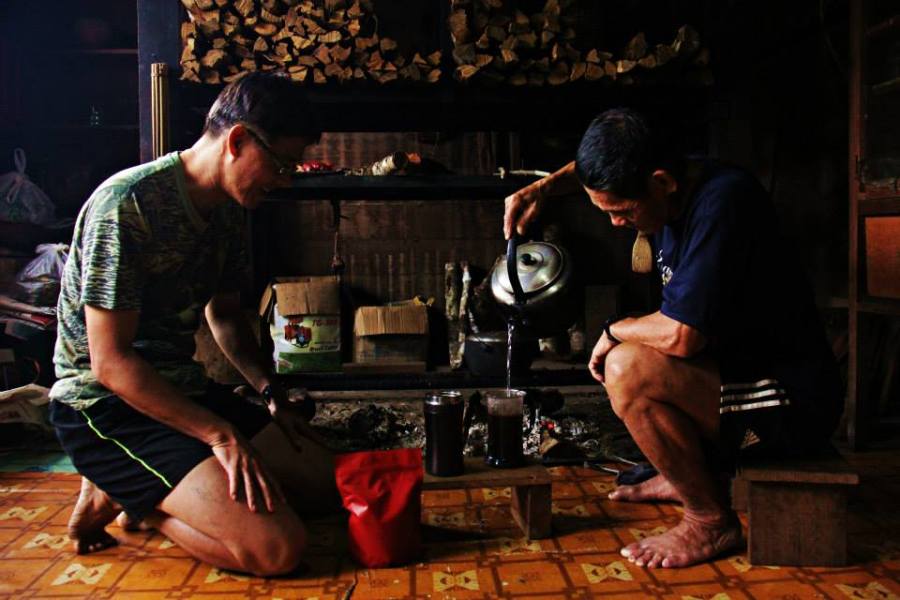 Coffee session with Coffee Chang and Uncle Englai at Long Lellang